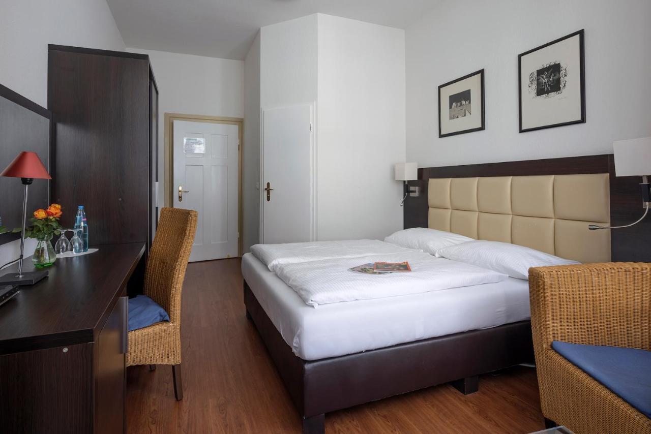 Hotel Minerva Freiburg im Breisgau Dış mekan fotoğraf