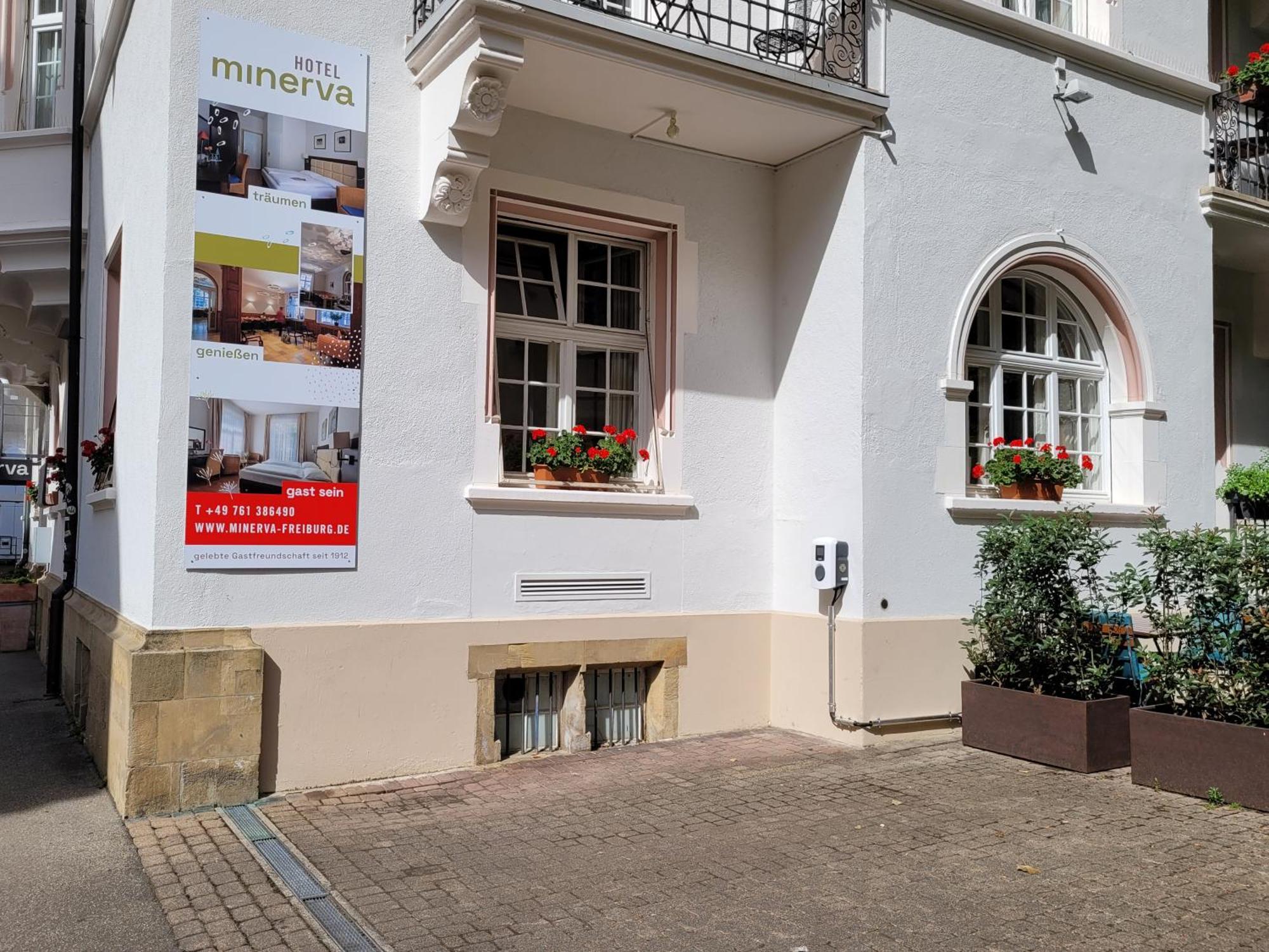 Hotel Minerva Freiburg im Breisgau Dış mekan fotoğraf